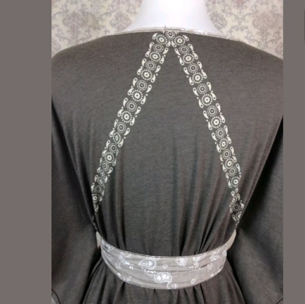 **SOLD** Free People Gray Floral Waist Tie Boho Shirt XS - Picture 6 of 8